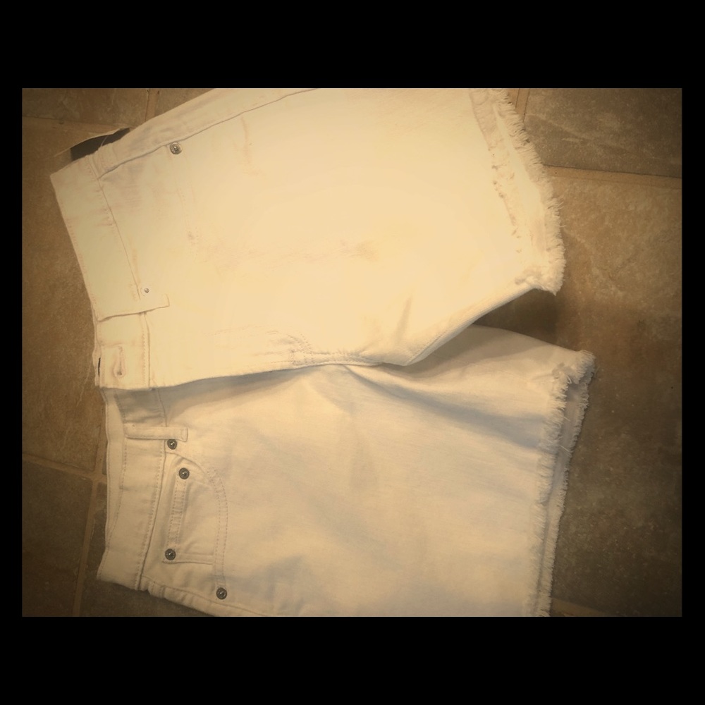 GAP frayed white shorts